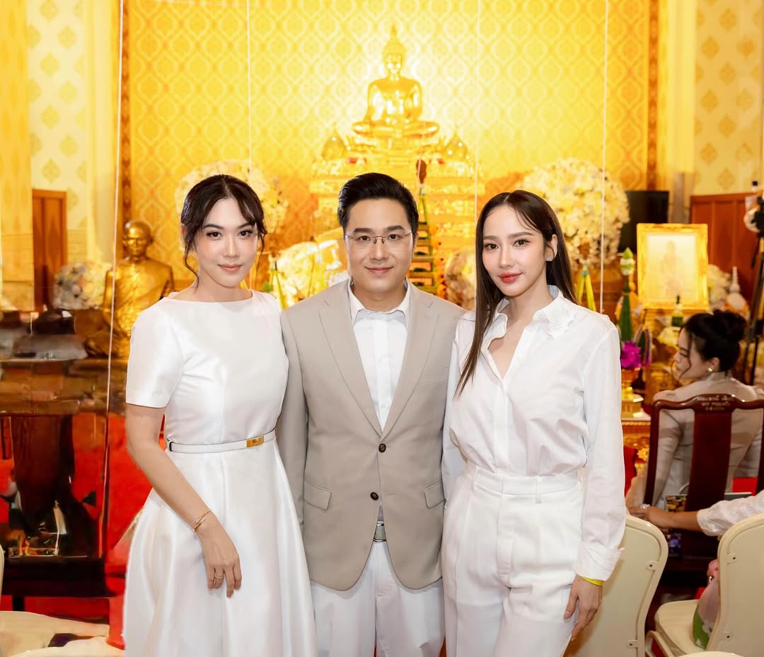 เมย์ เฟื่องอารมย์