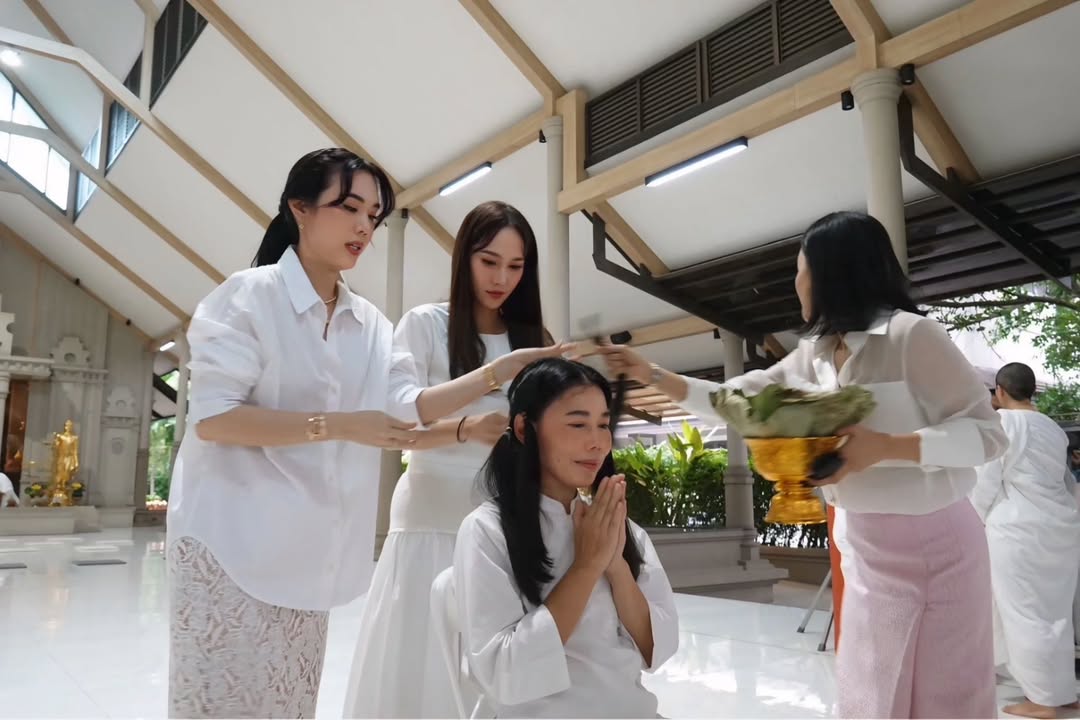 เมย์ เฟื่องอารมย์