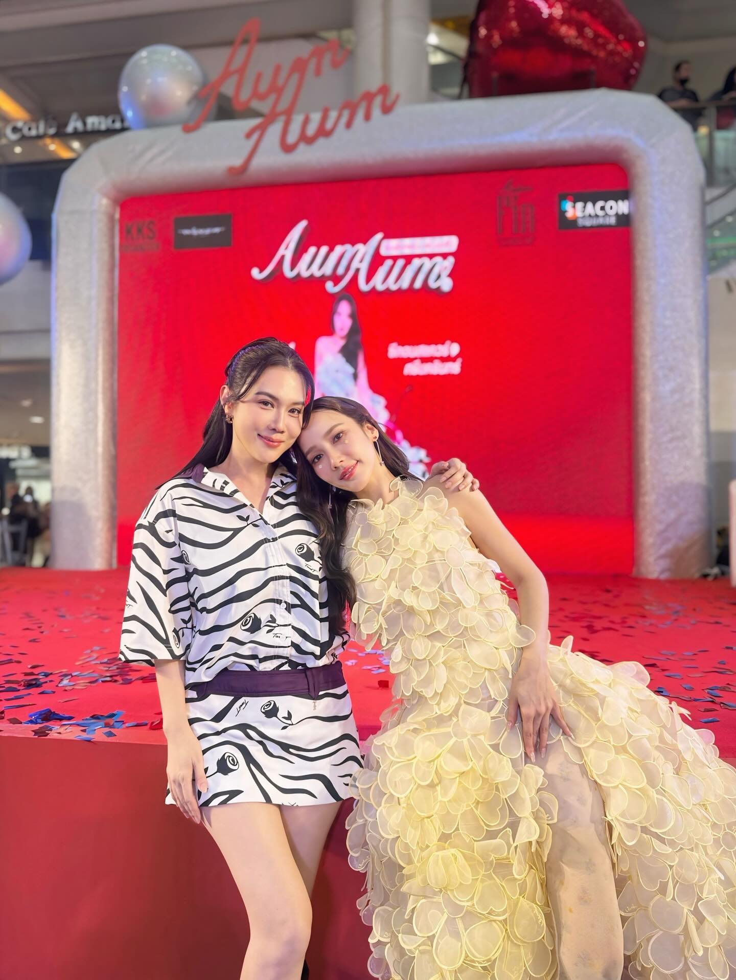 เมย์ เฟื่องอารมย์