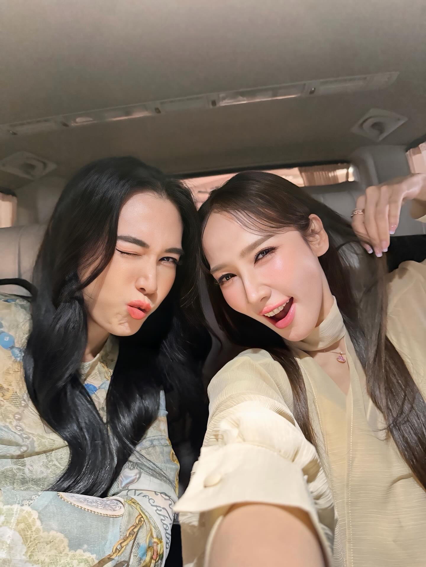 เมย์ เฟื่องอารมย์