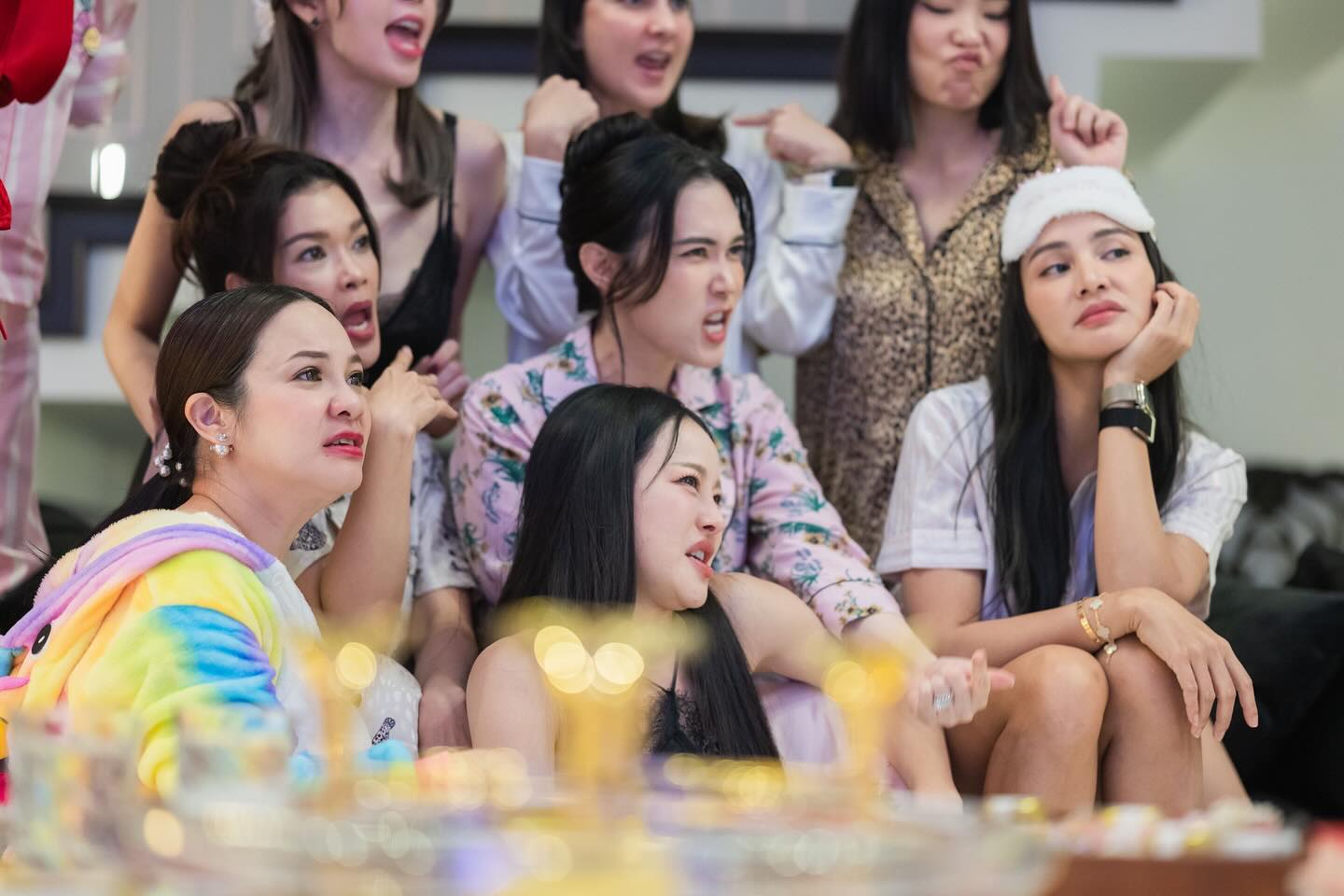 เมย์ เฟื่องอารมย์