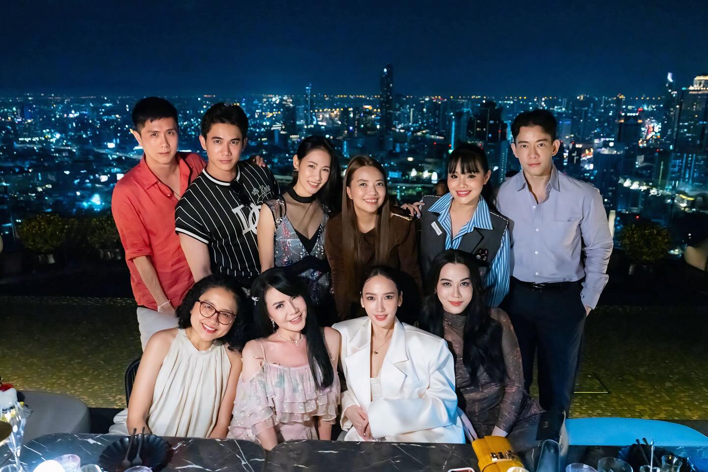 เมย์ เฟื่องอารมย์
