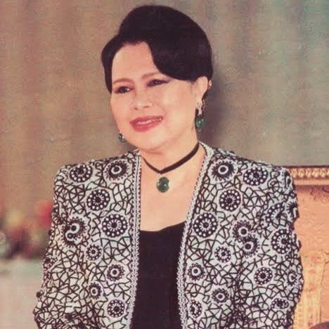 เมย์ เฟื่องอารมย์