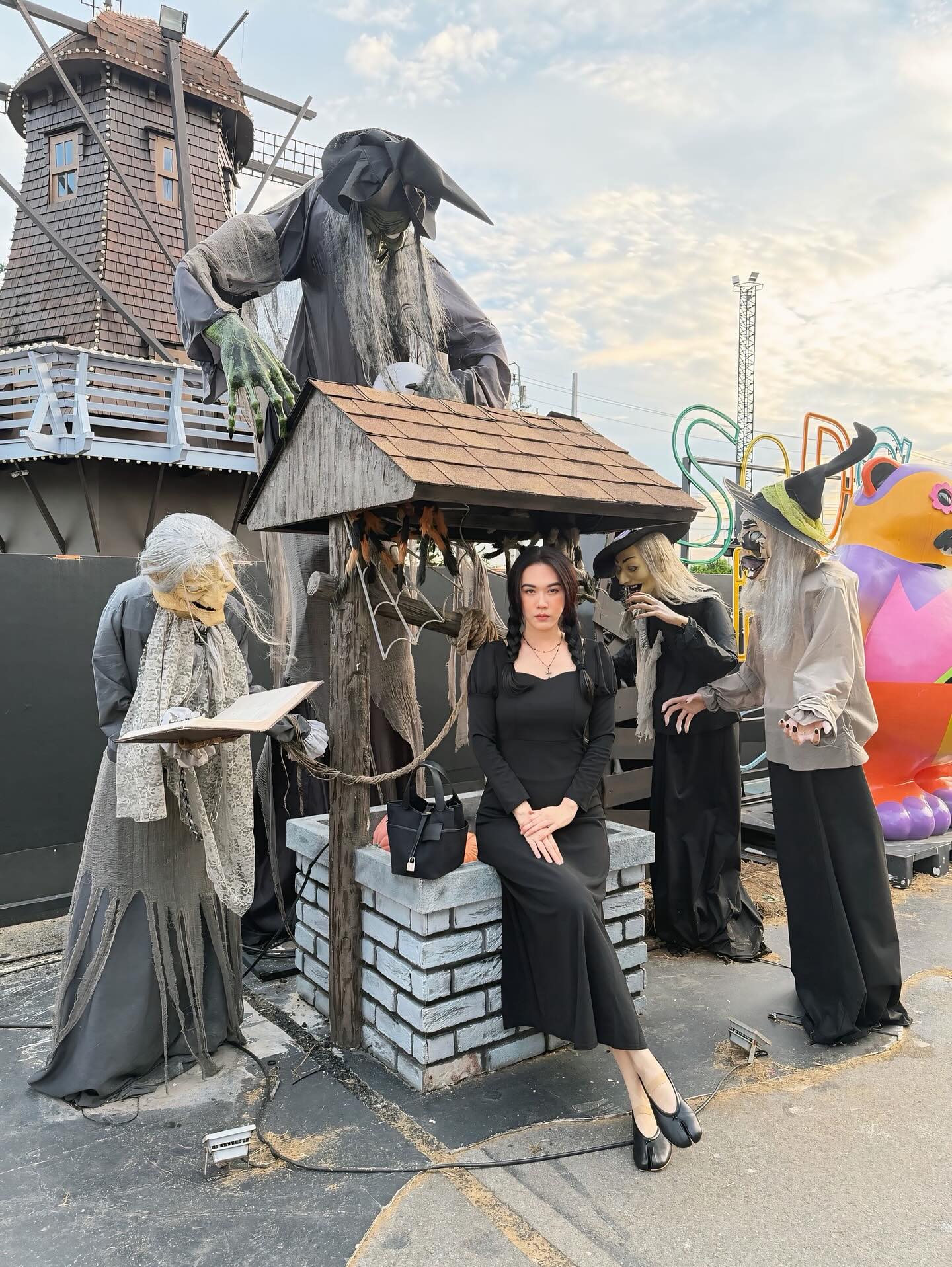 เมย์ เฟื่องอารมย์