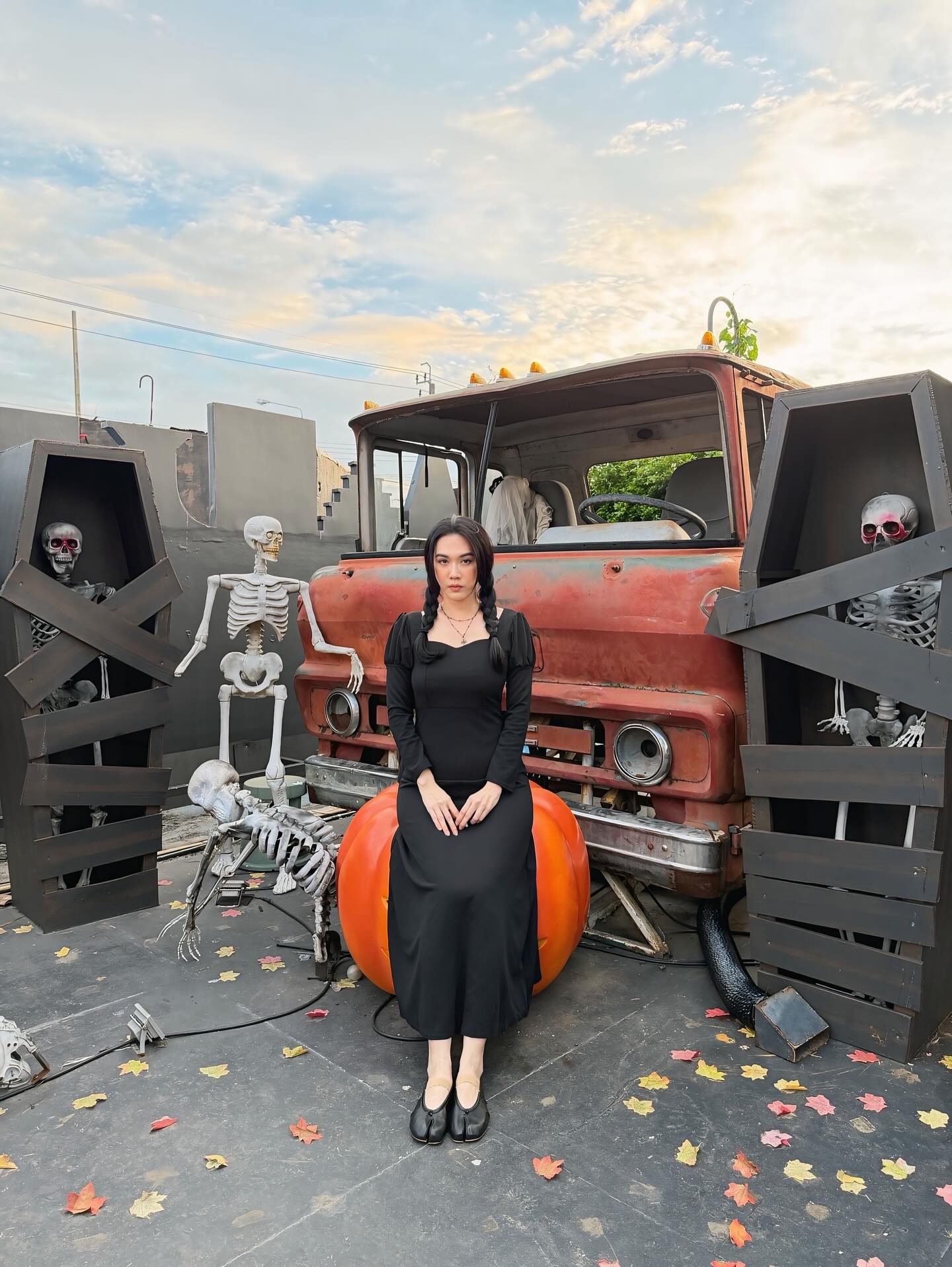 เมย์ เฟื่องอารมย์