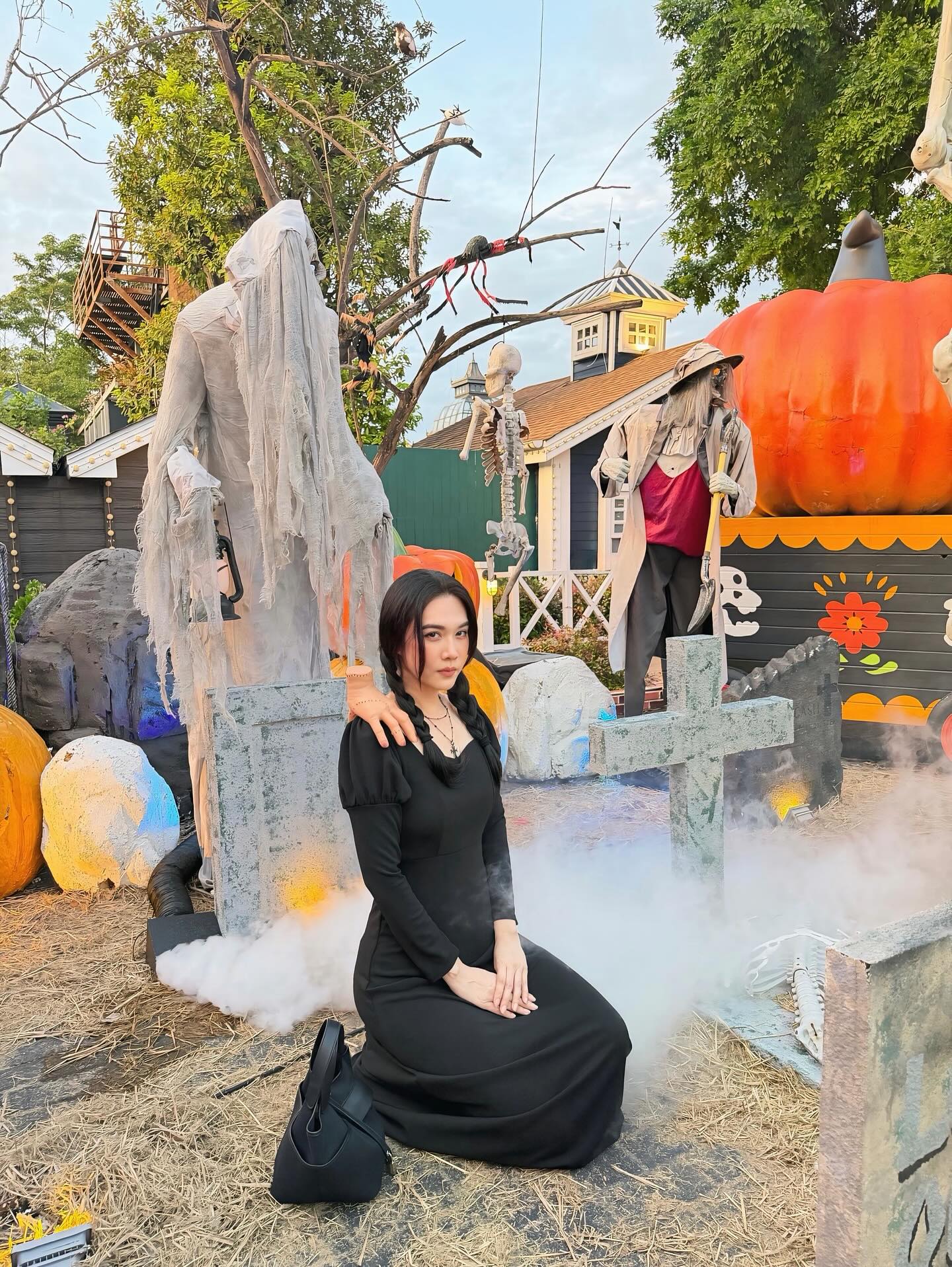 เมย์ เฟื่องอารมย์