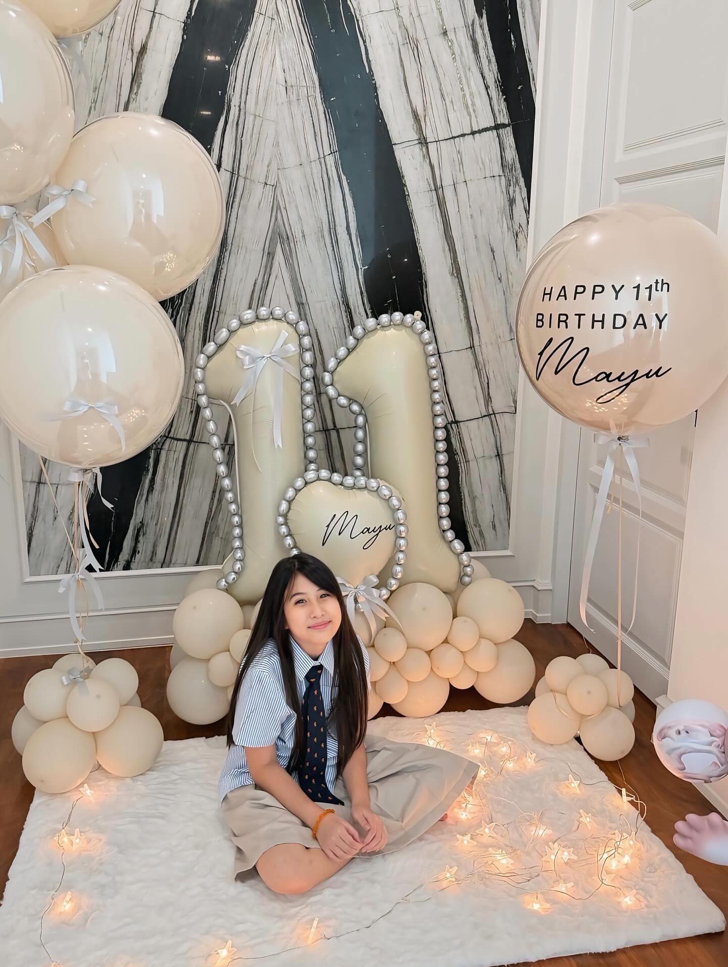 เมย์ เฟื่องอารมย์