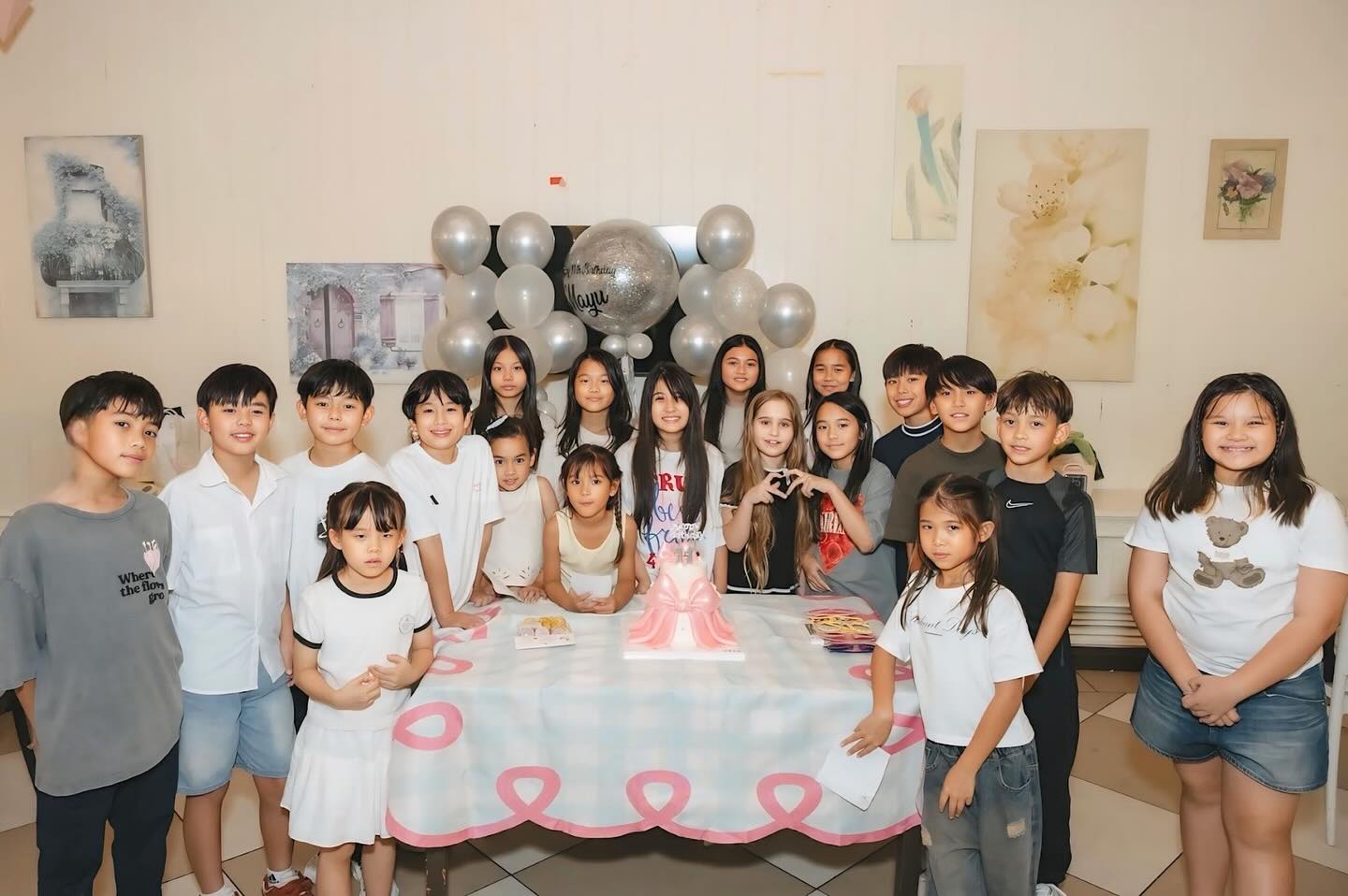 เมย์ เฟื่องอารมย์