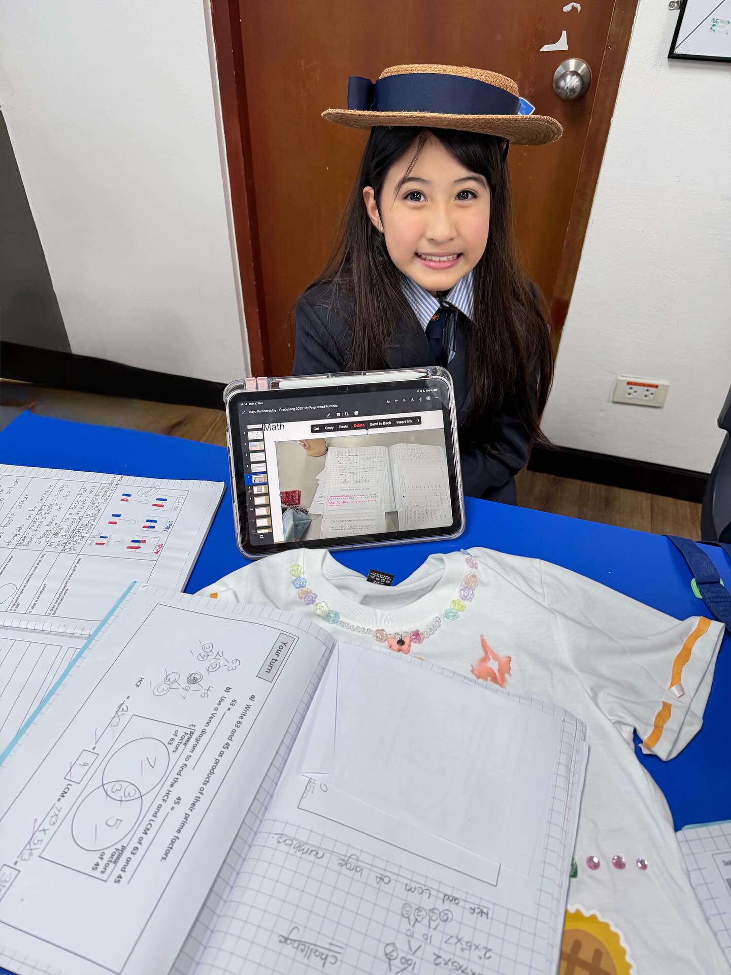 เมย์ เฟื่องอารมย์