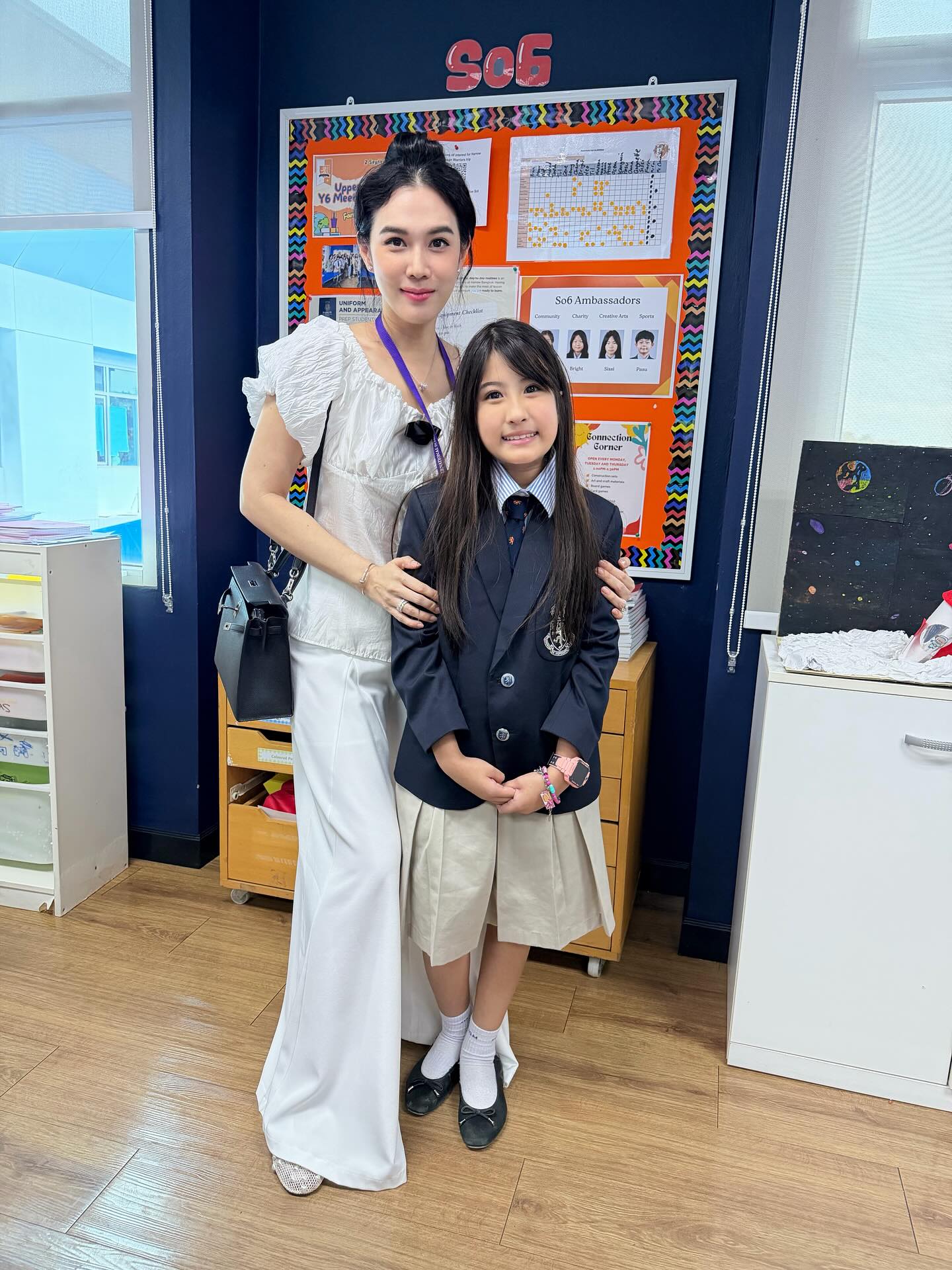 เมย์ เฟื่องอารมย์