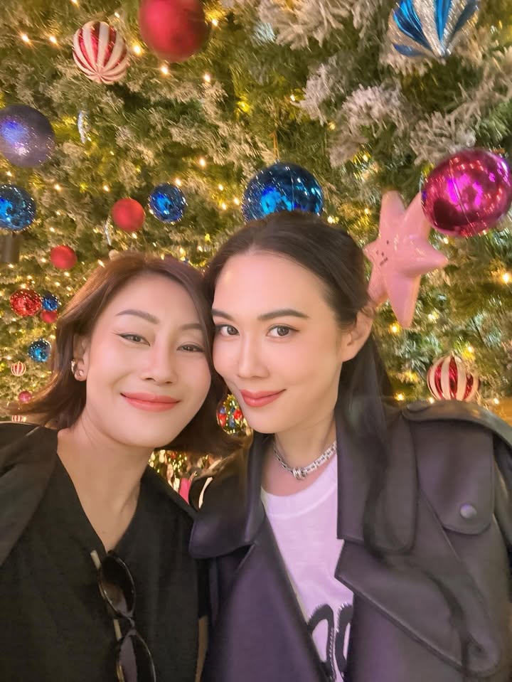 เมย์ เฟื่องอารมย์