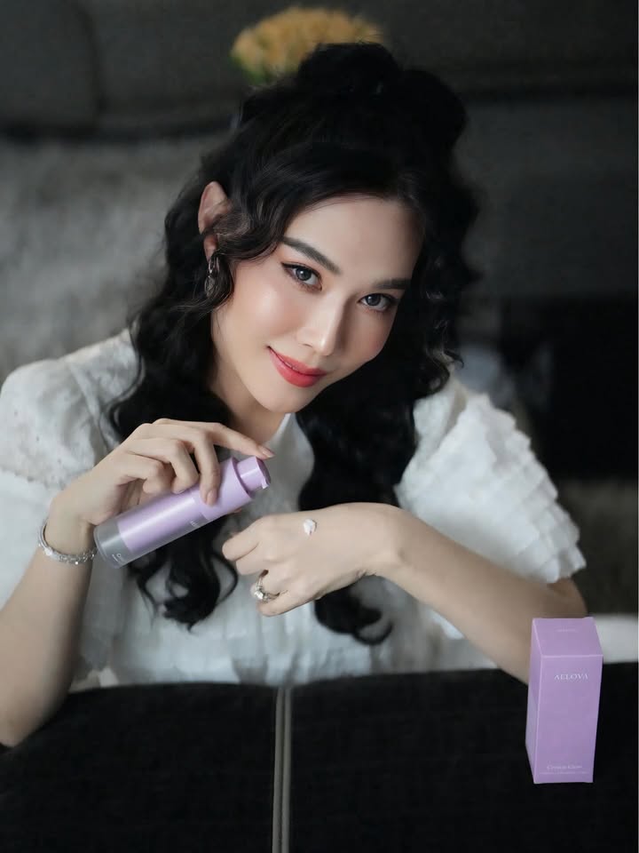 เมย์ เฟื่องอารมย์