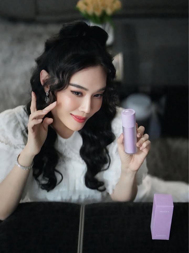 เมย์ เฟื่องอารมย์