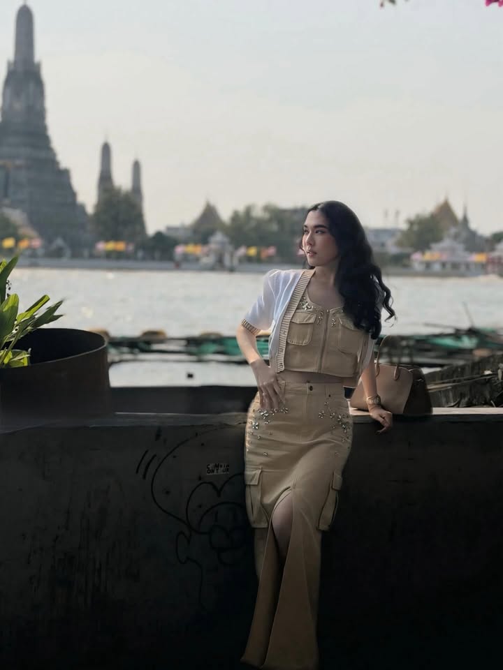 เมย์ เฟื่องอารมย์