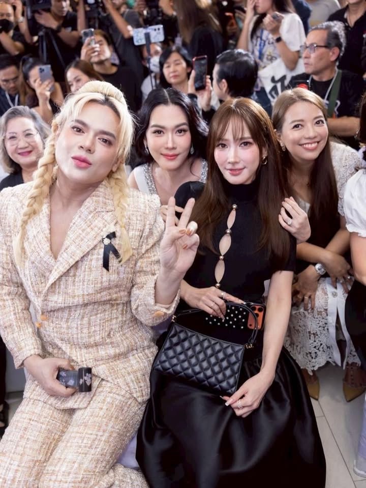 เมย์ เฟื่องอารมย์