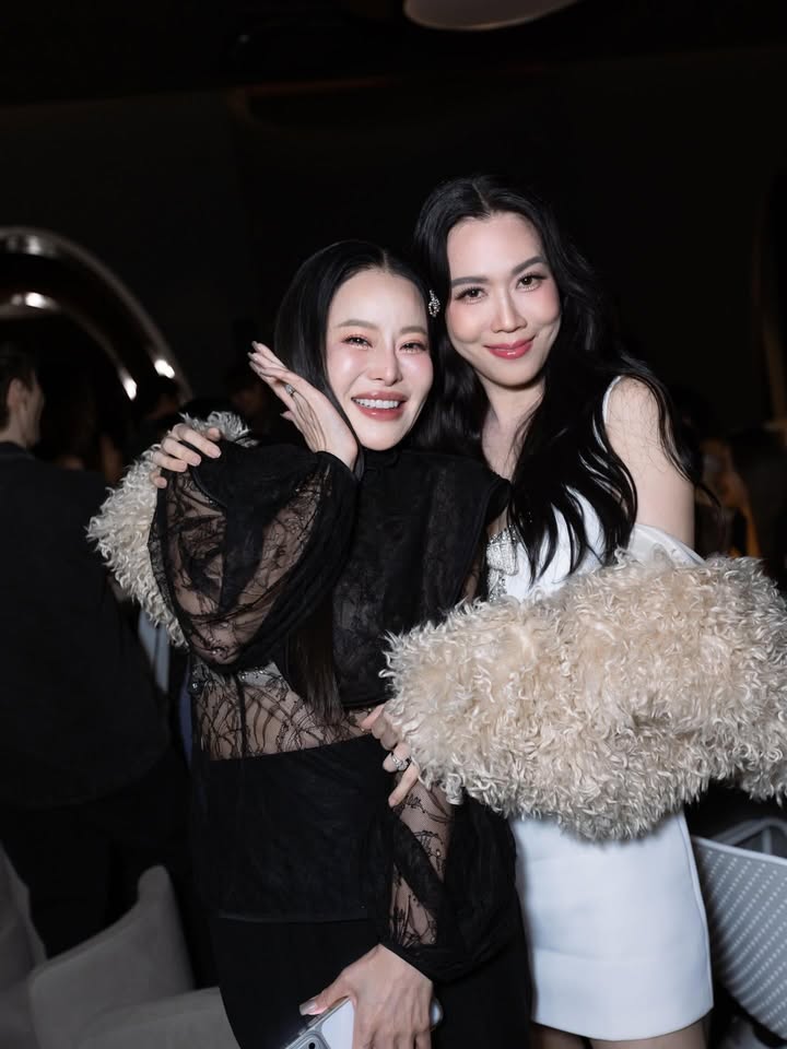 เมย์ เฟื่องอารมย์