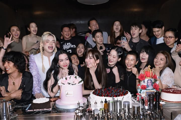 เมย์ เฟื่องอารมย์