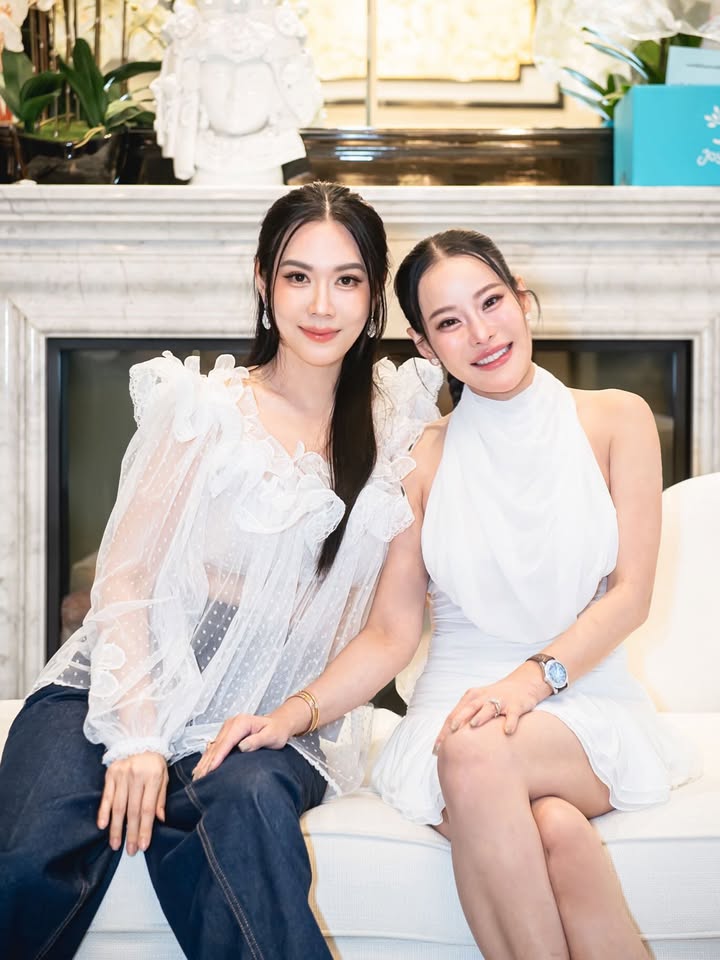 เมย์ เฟื่องอารมย์