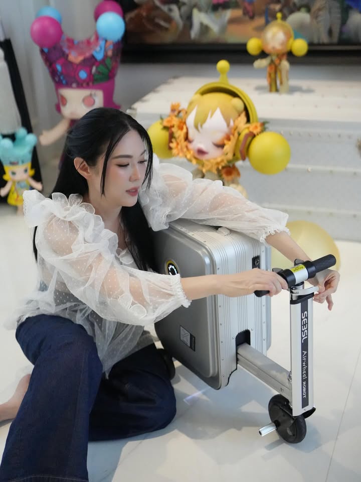 เมย์ เฟื่องอารมย์