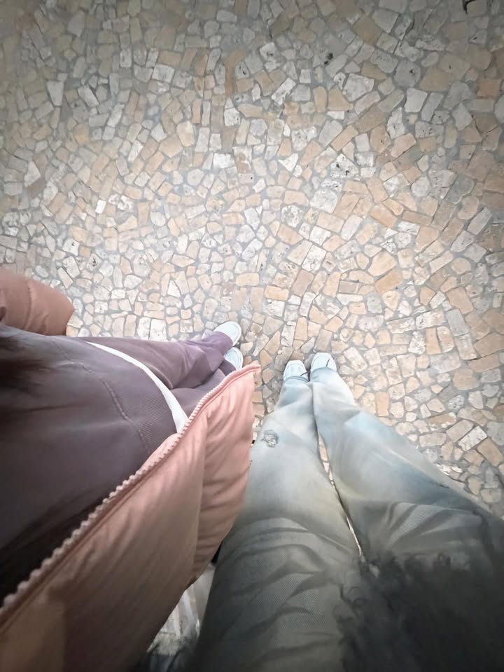 เมย์ เฟื่องอารมย์