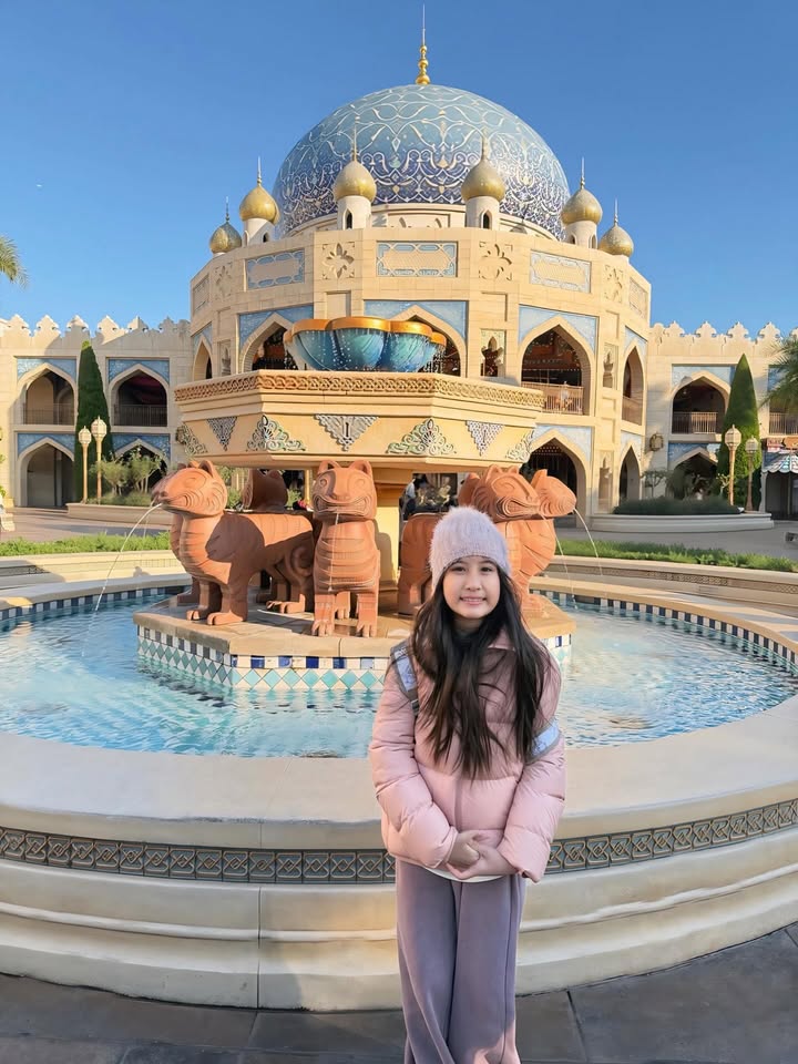 เมย์ เฟื่องอารมย์