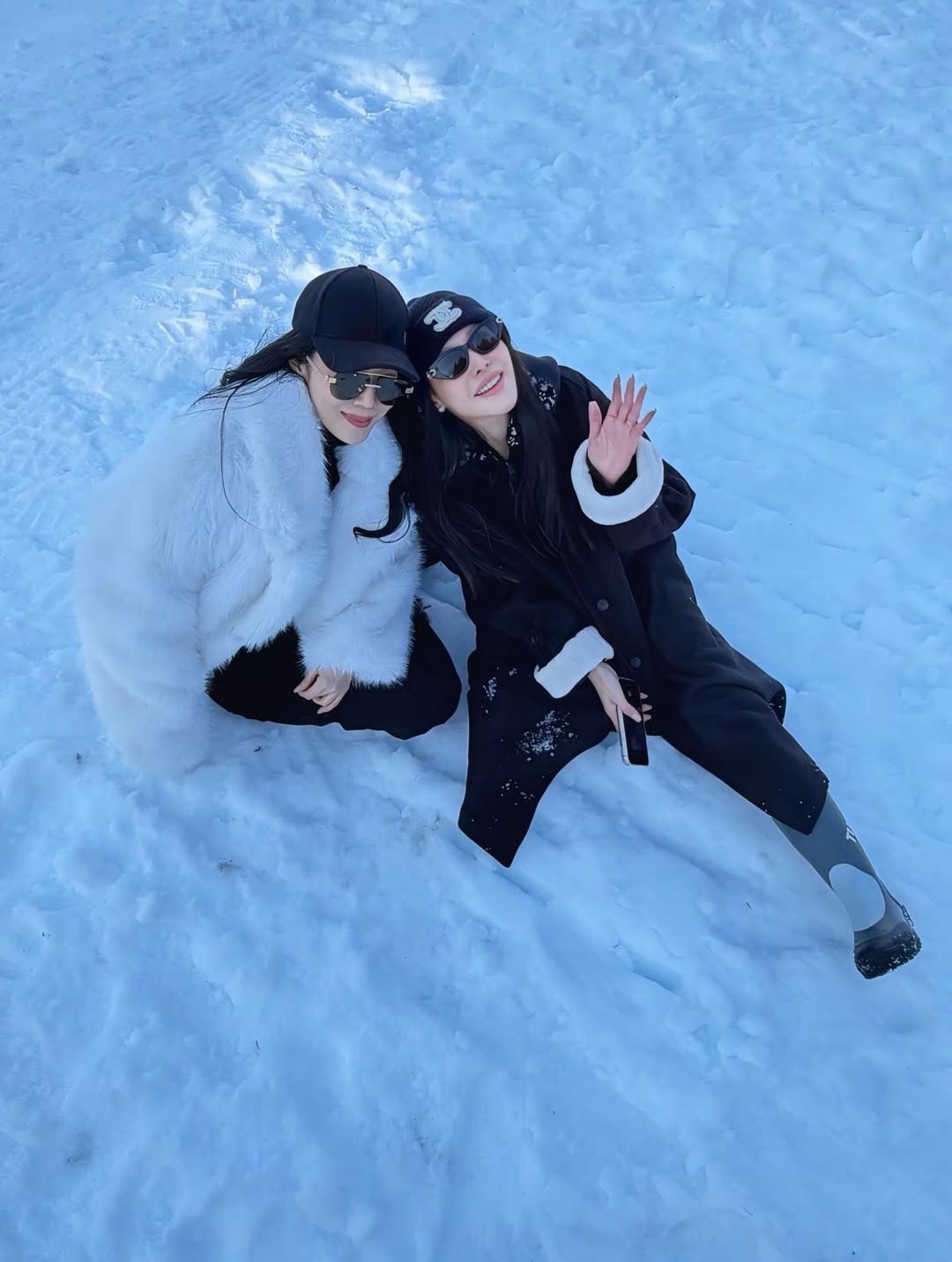 เมย์ เฟื่องอารมย์