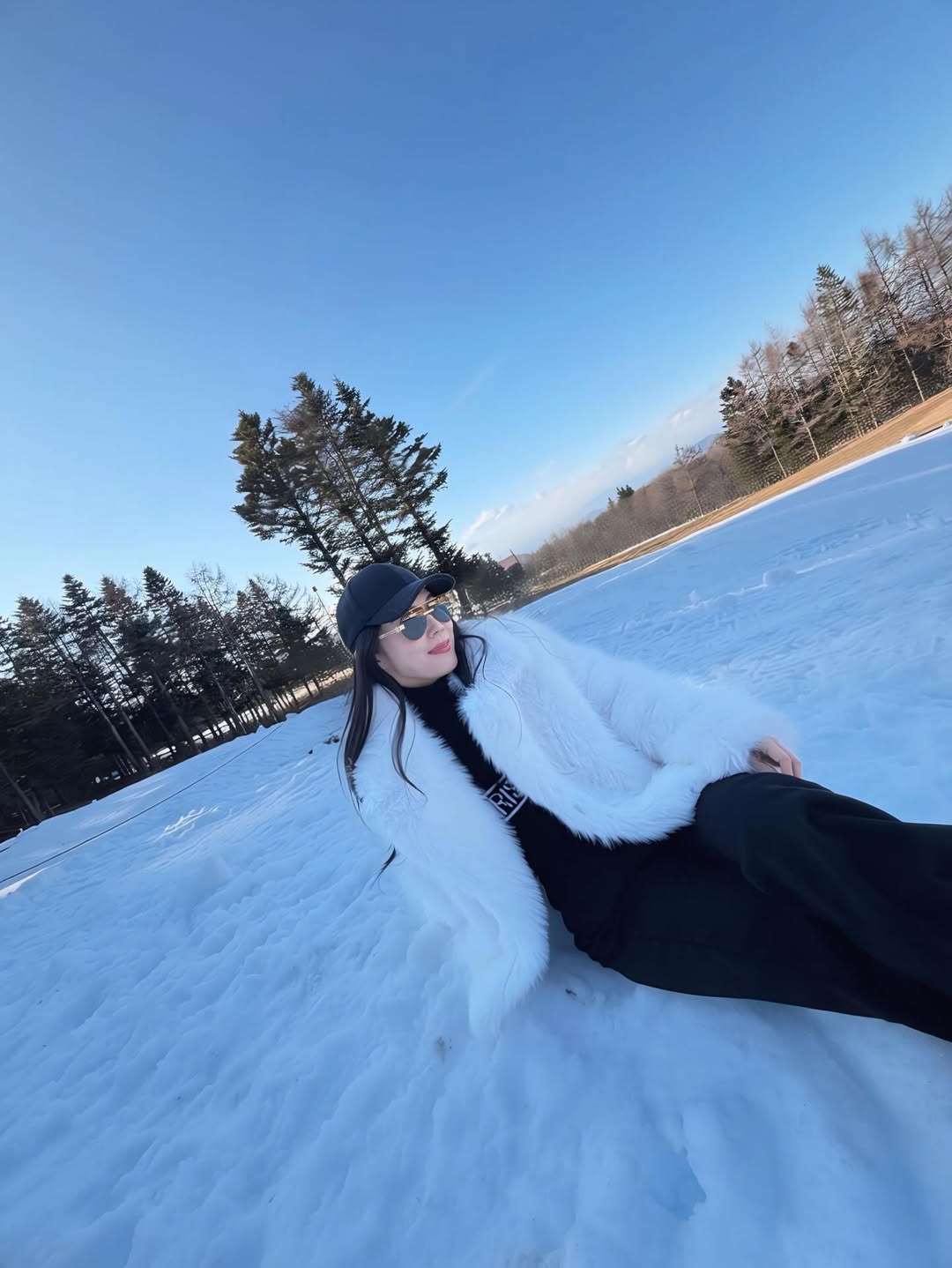 เมย์ เฟื่องอารมย์