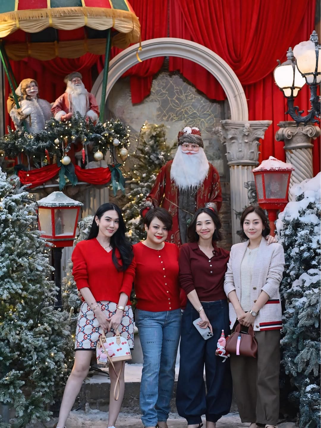 เมย์ เฟื่องอารมย์