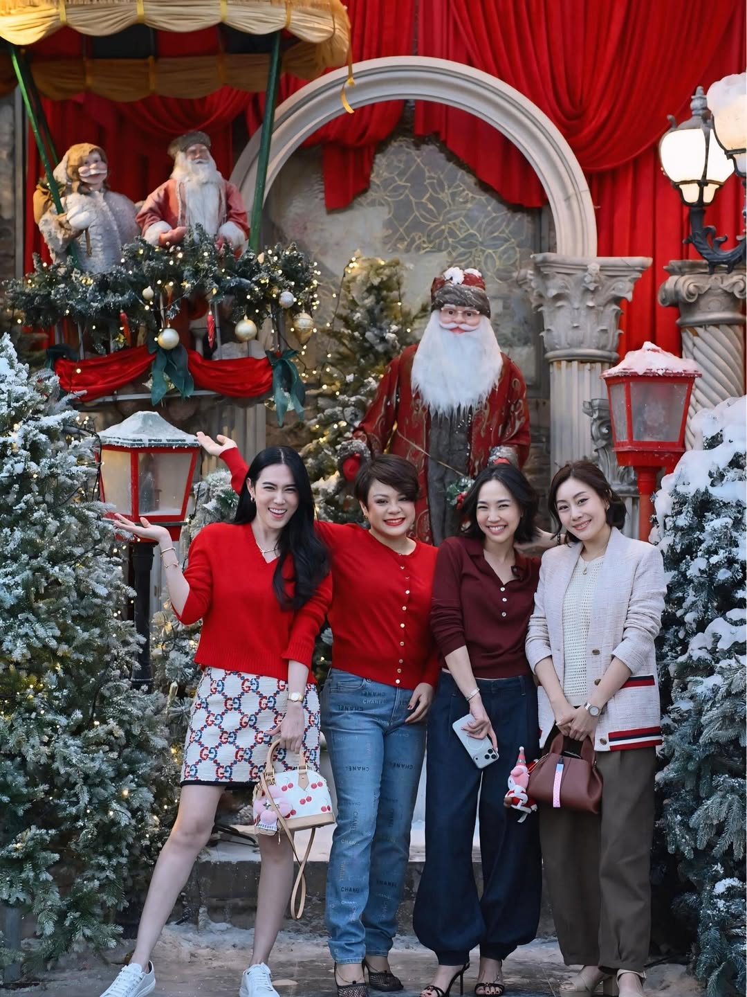 เมย์ เฟื่องอารมย์