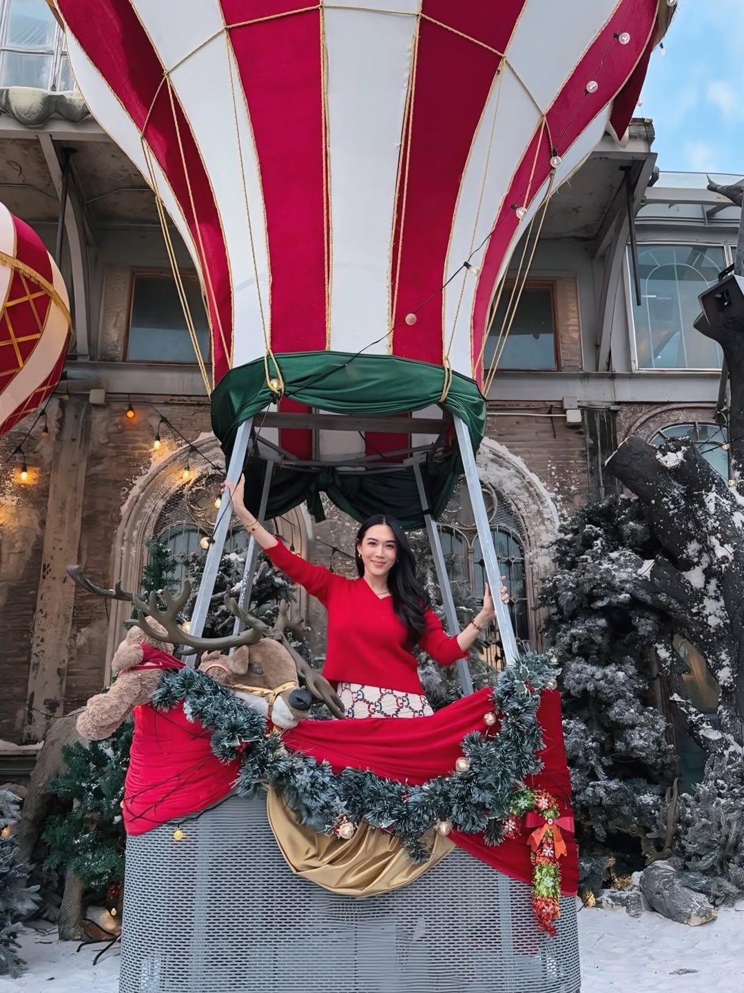 เมย์ เฟื่องอารมย์