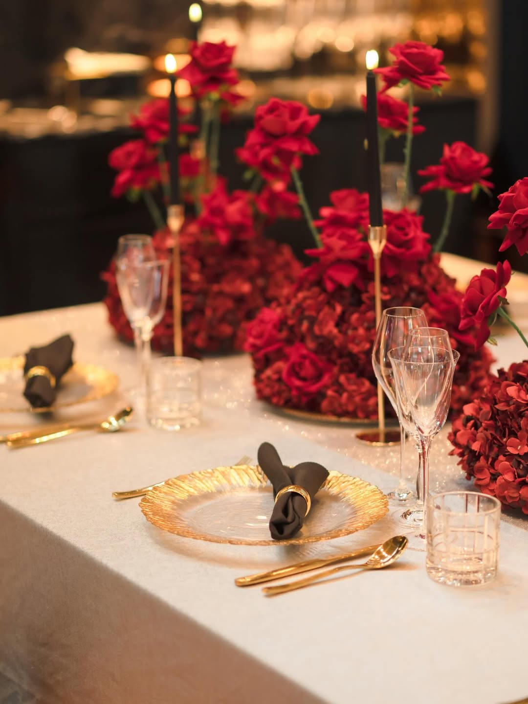 เมย์ เฟื่องอารมย์