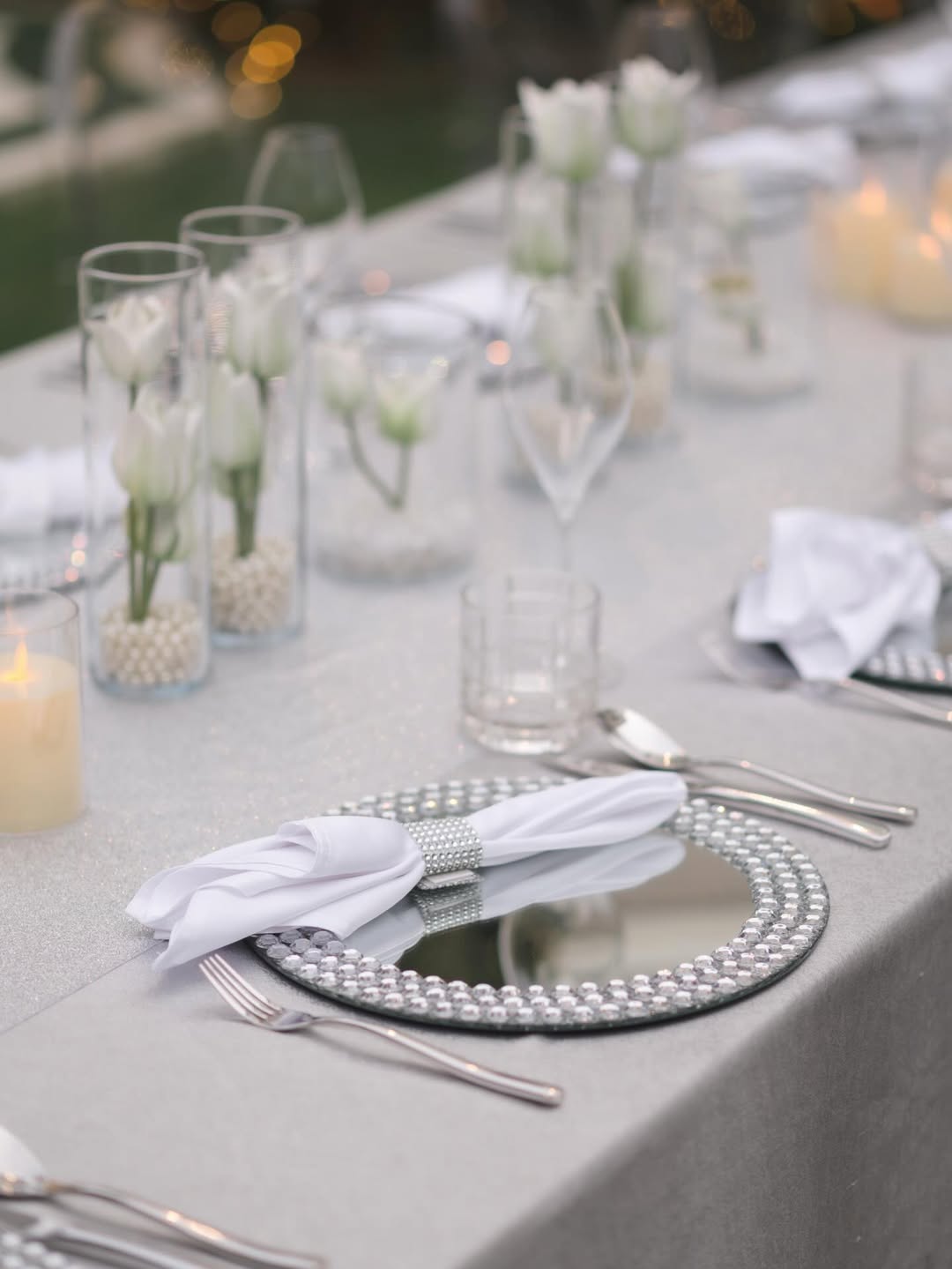 เมย์ เฟื่องอารมย์