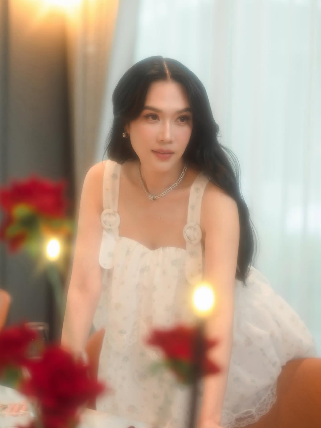 เมย์ เฟื่องอารมย์