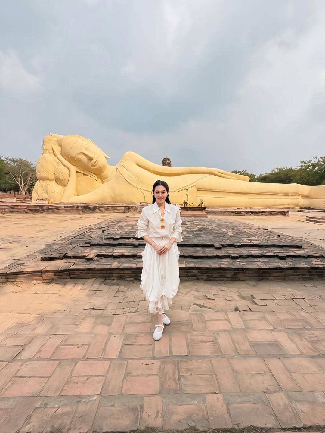 เมย์ เฟื่องอารมย์