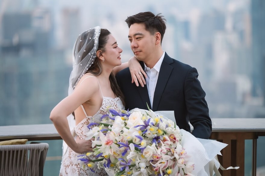 เมย์ เฟื่องอารมย์