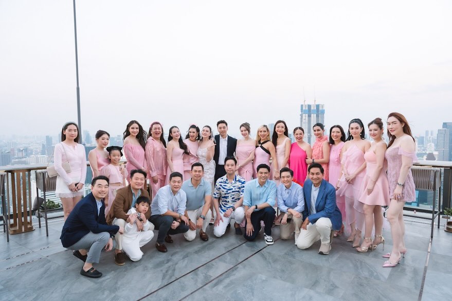 เมย์ เฟื่องอารมย์