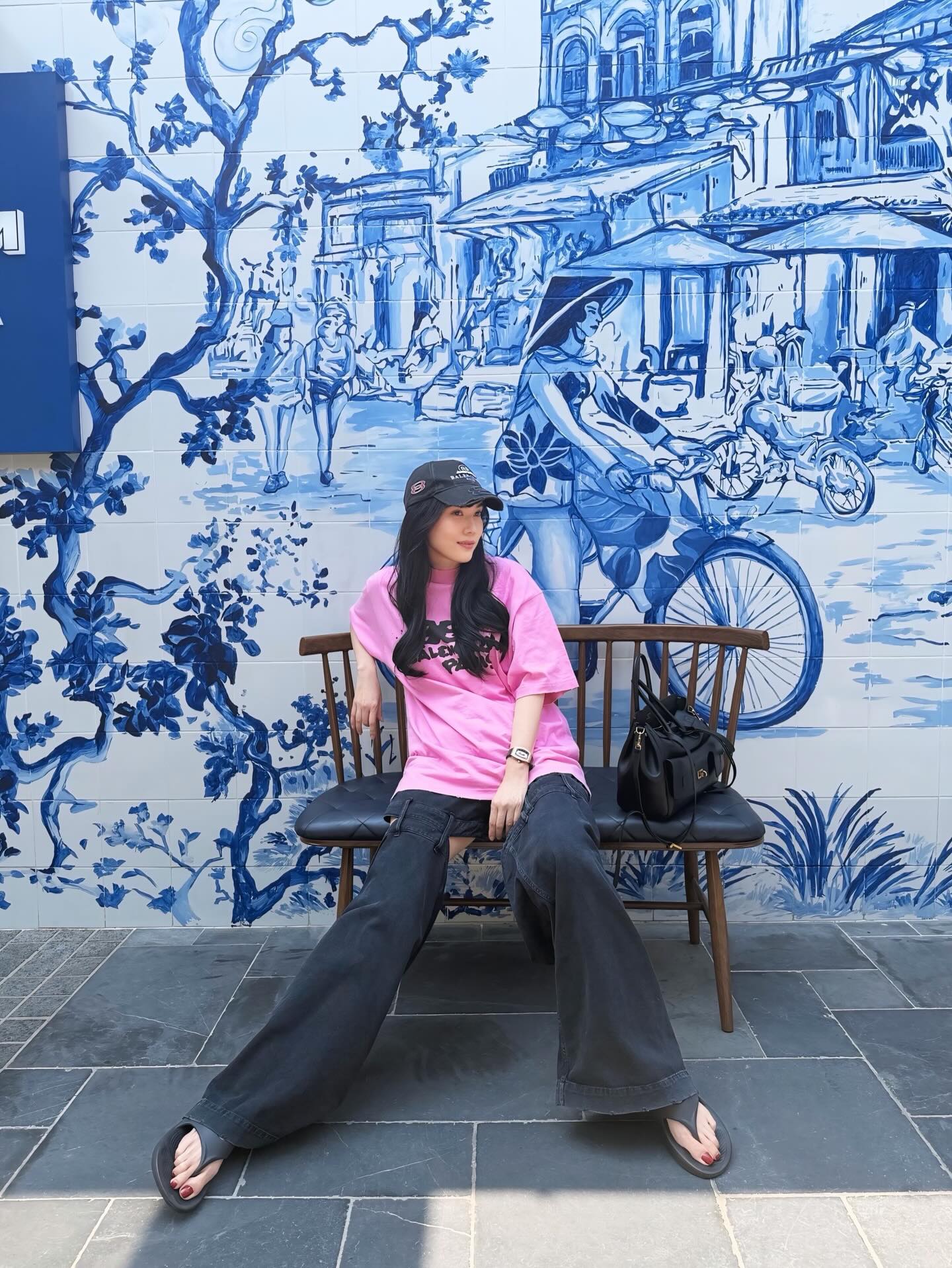 เมย์ เฟื่องอารมย์