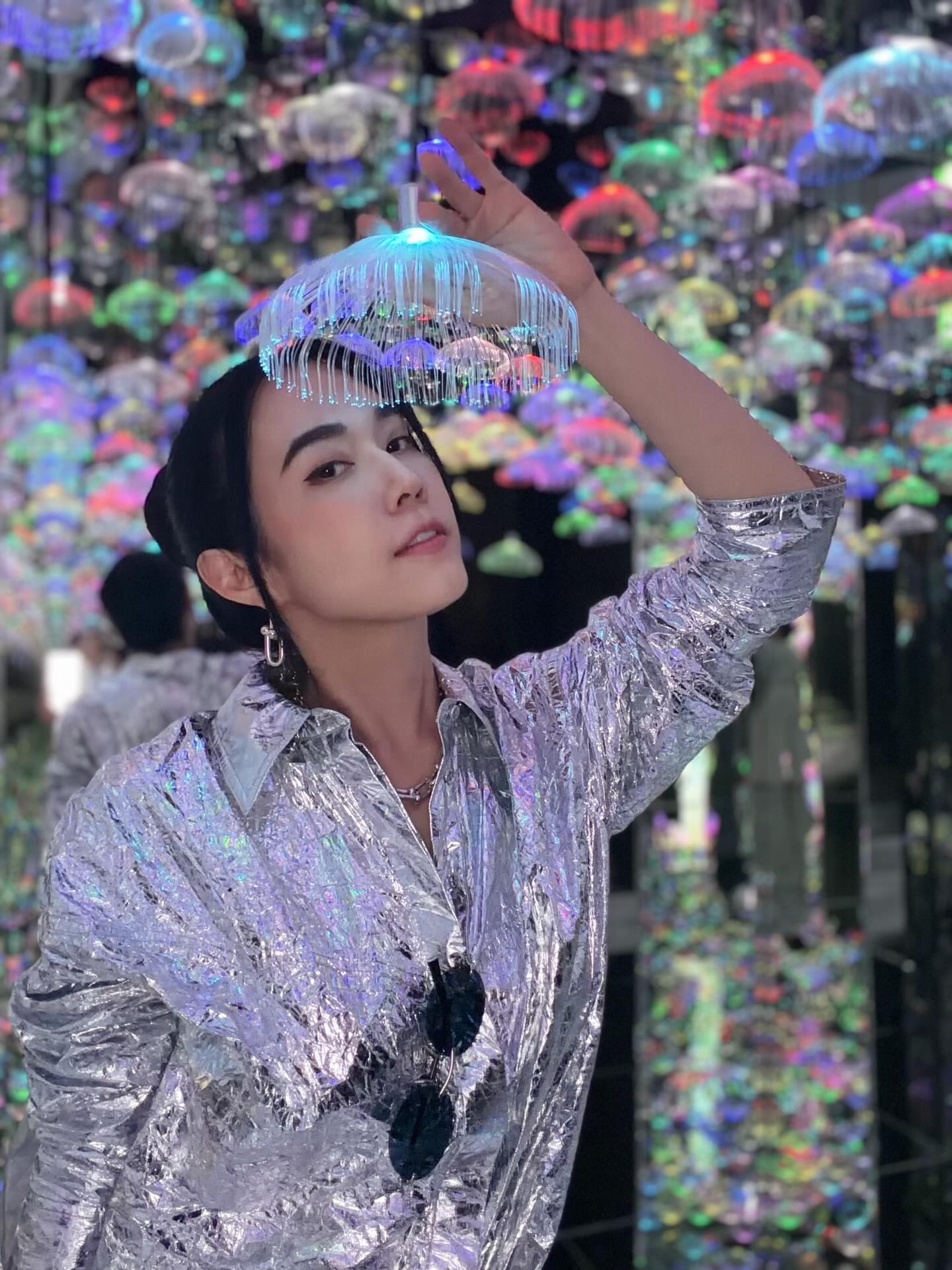 เมย์ เฟื่องอารมย์