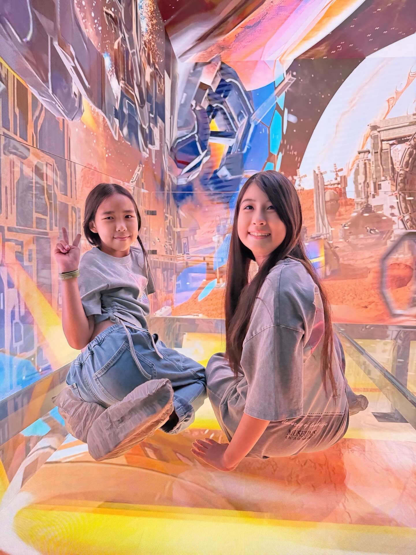 เมย์ เฟื่องอารมย์