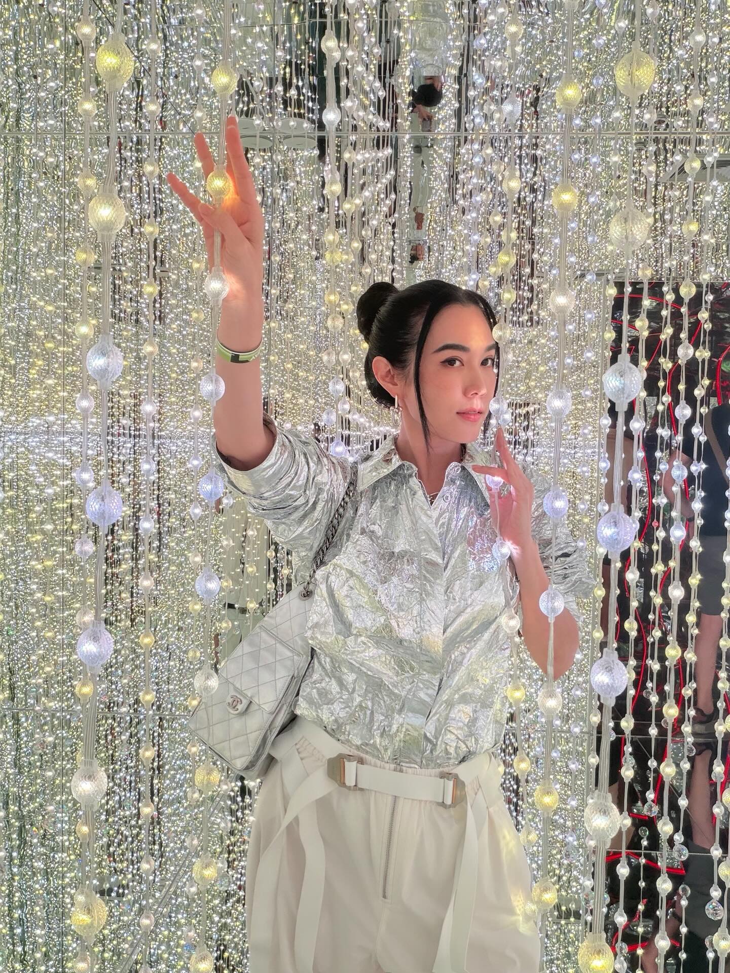 เมย์ เฟื่องอารมย์