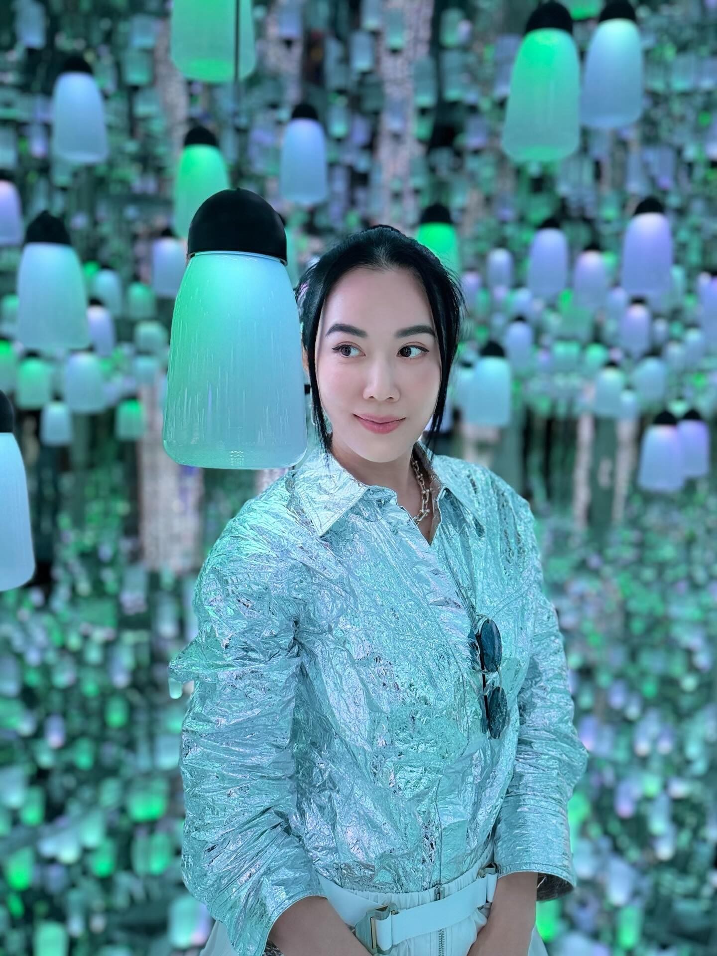 เมย์ เฟื่องอารมย์