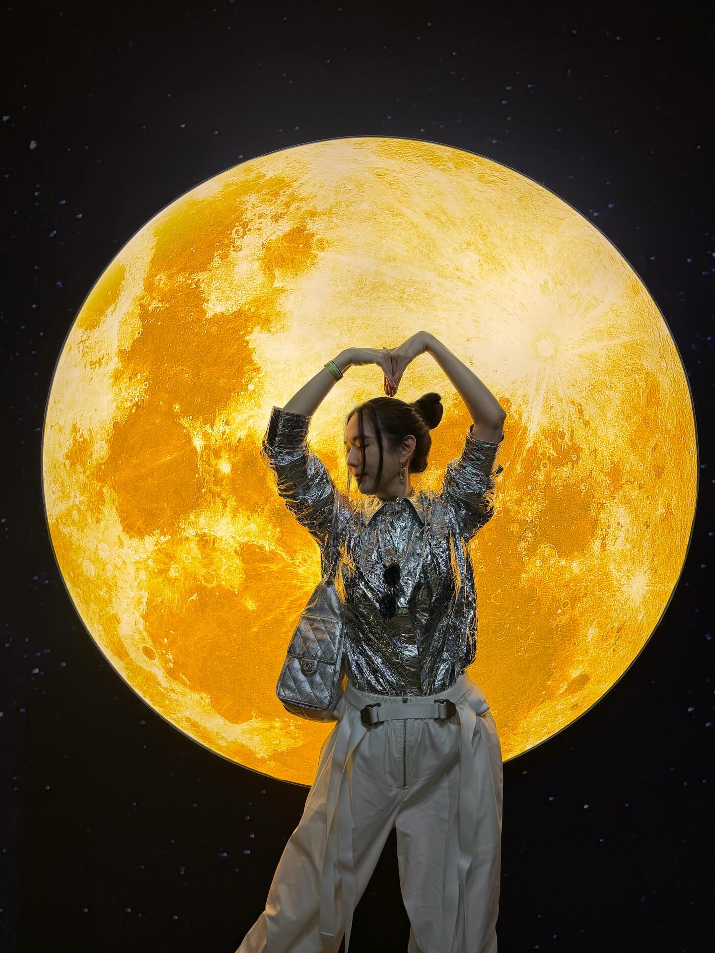 เมย์ เฟื่องอารมย์