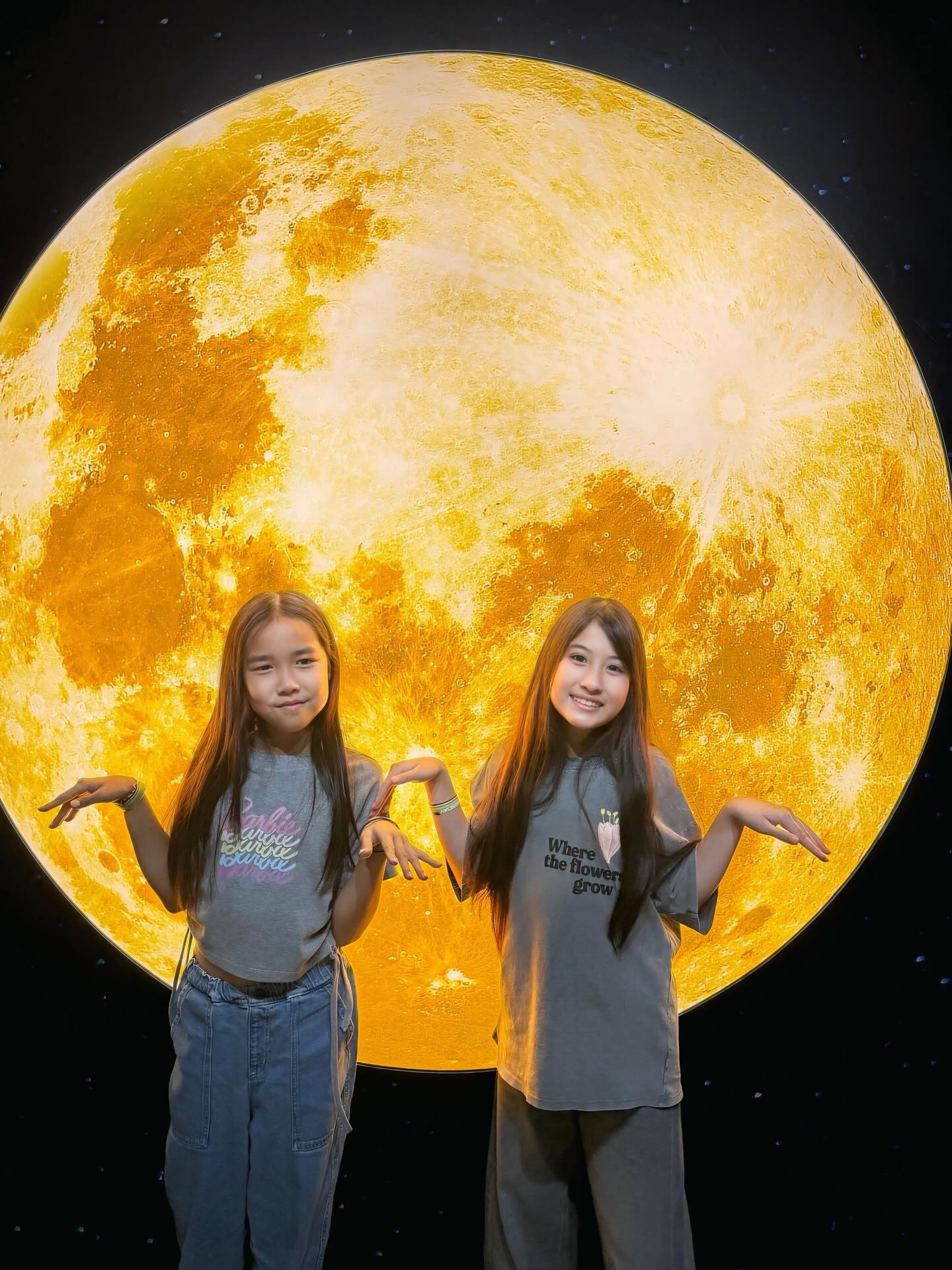 เมย์ เฟื่องอารมย์