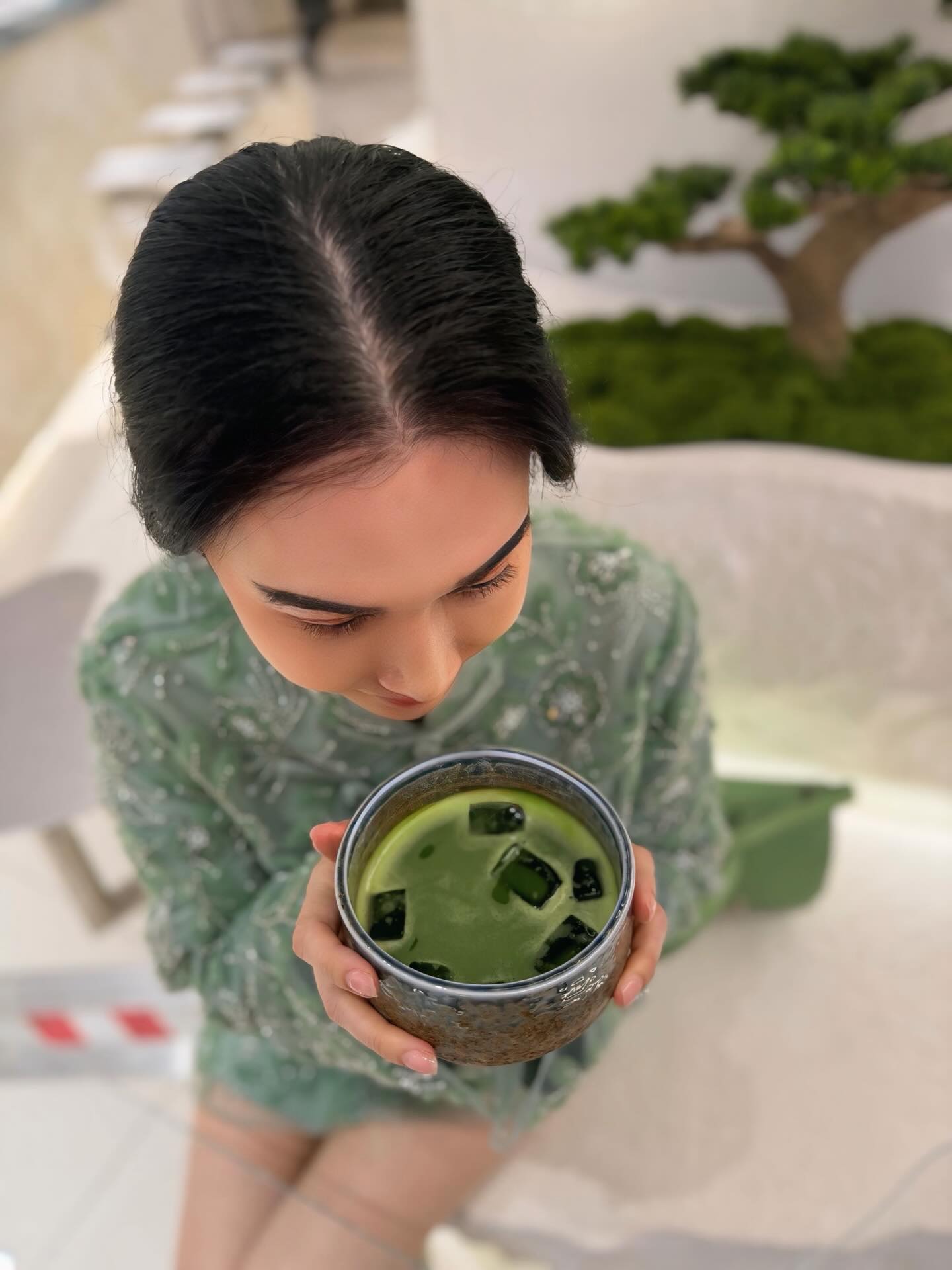 เมย์ เฟื่องอารมย์