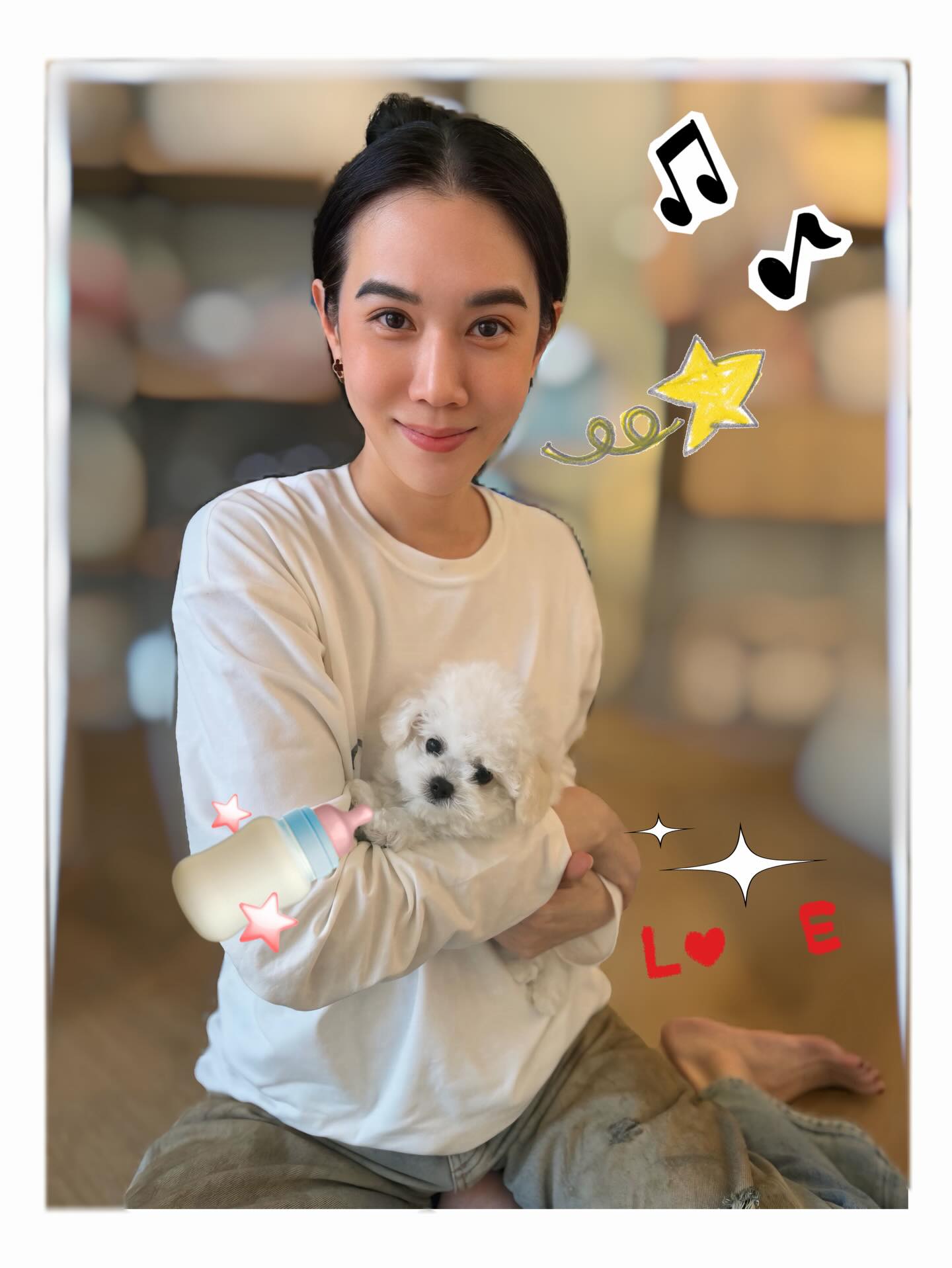 เมย์ เฟื่องอารมย์