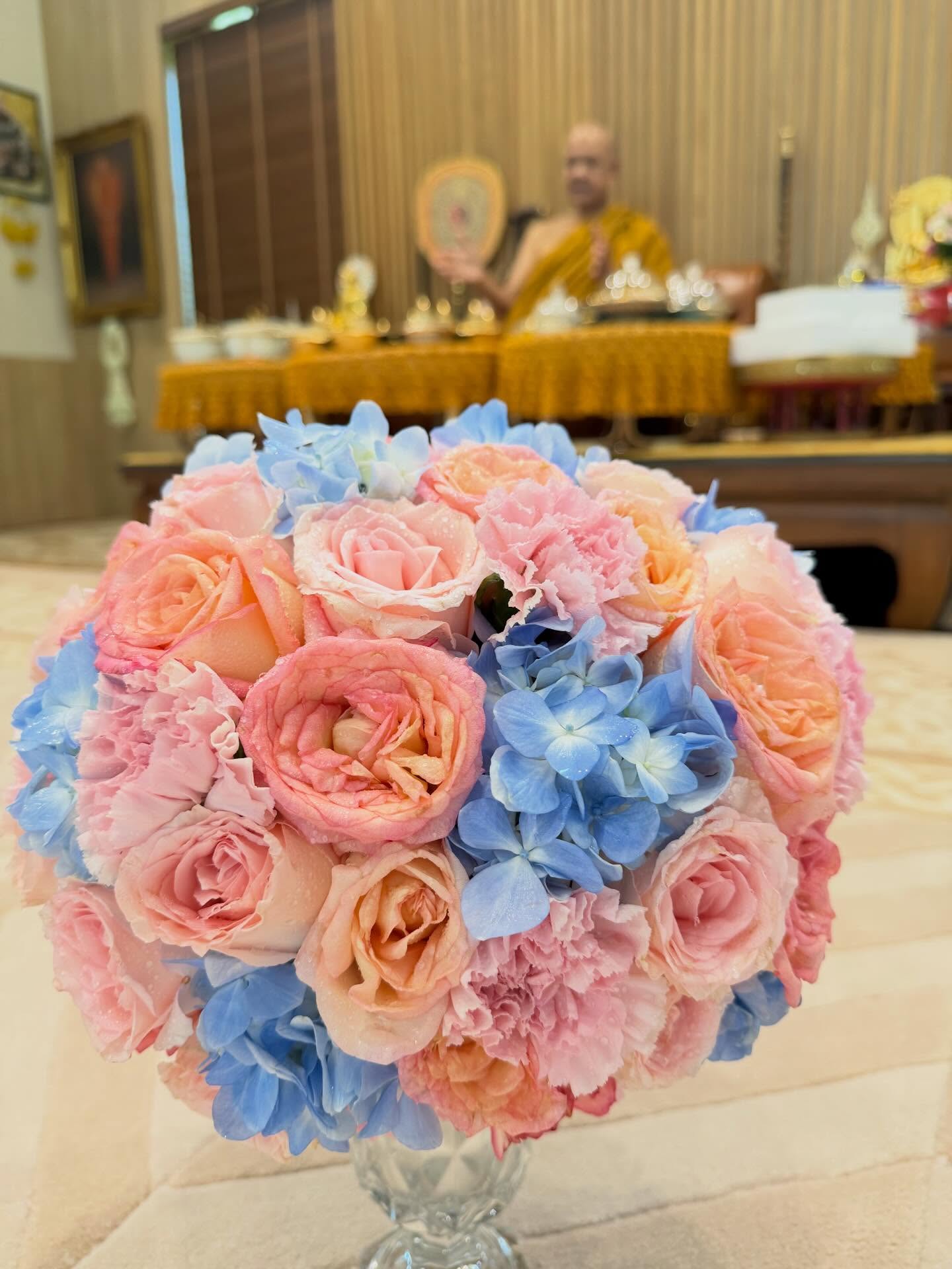 เมย์ เฟื่องอารมย์