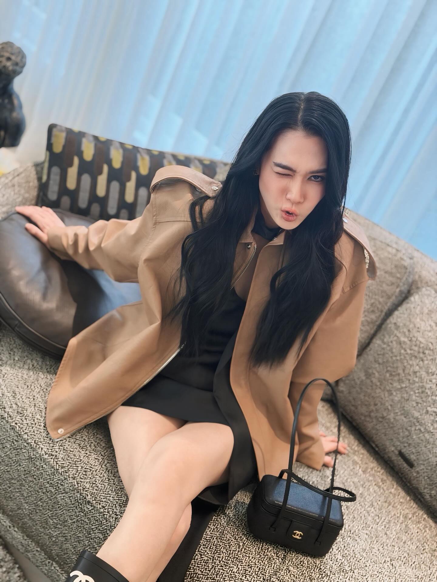 เมย์ เฟื่องอารมย์