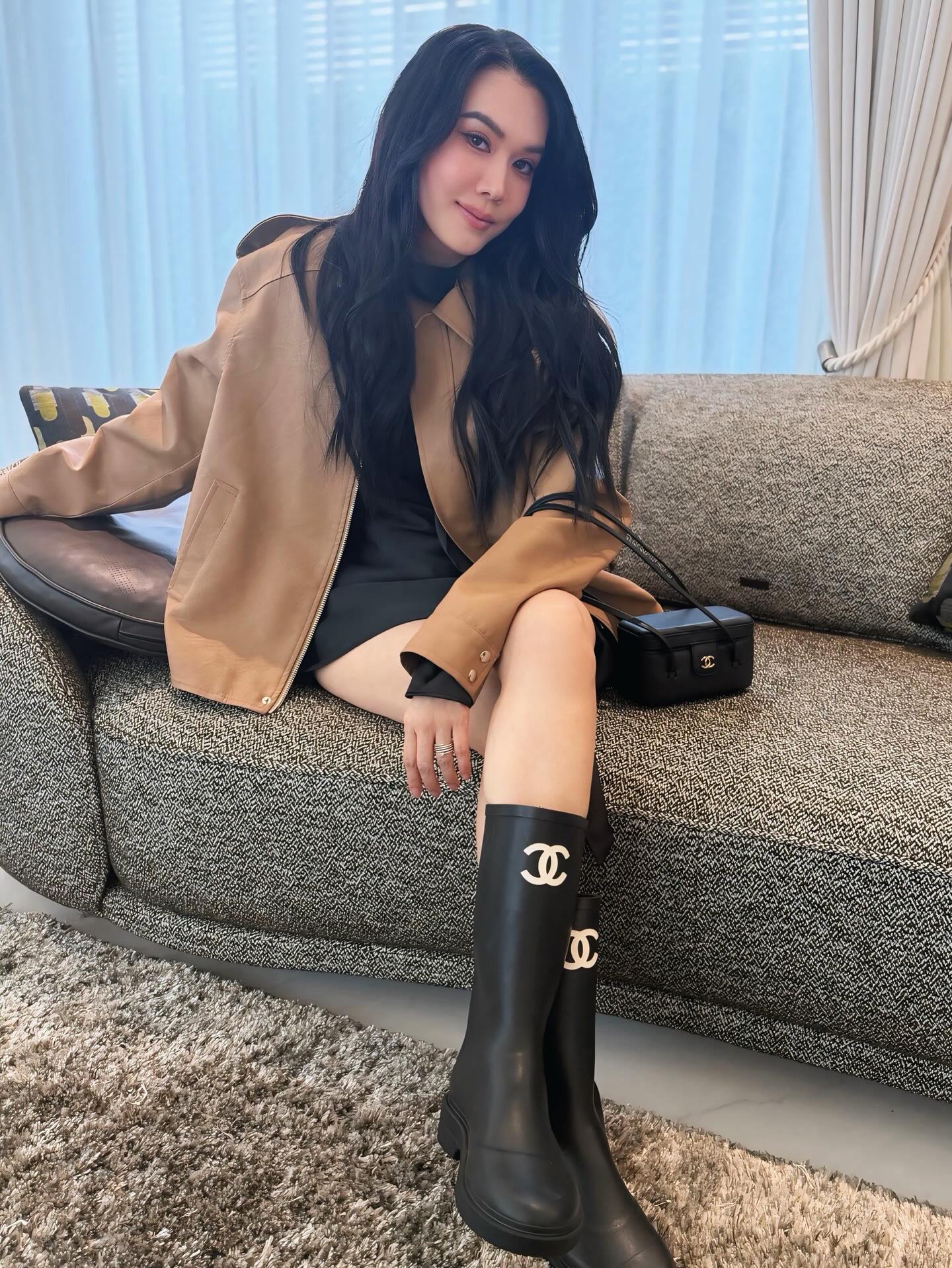 เมย์ เฟื่องอารมย์