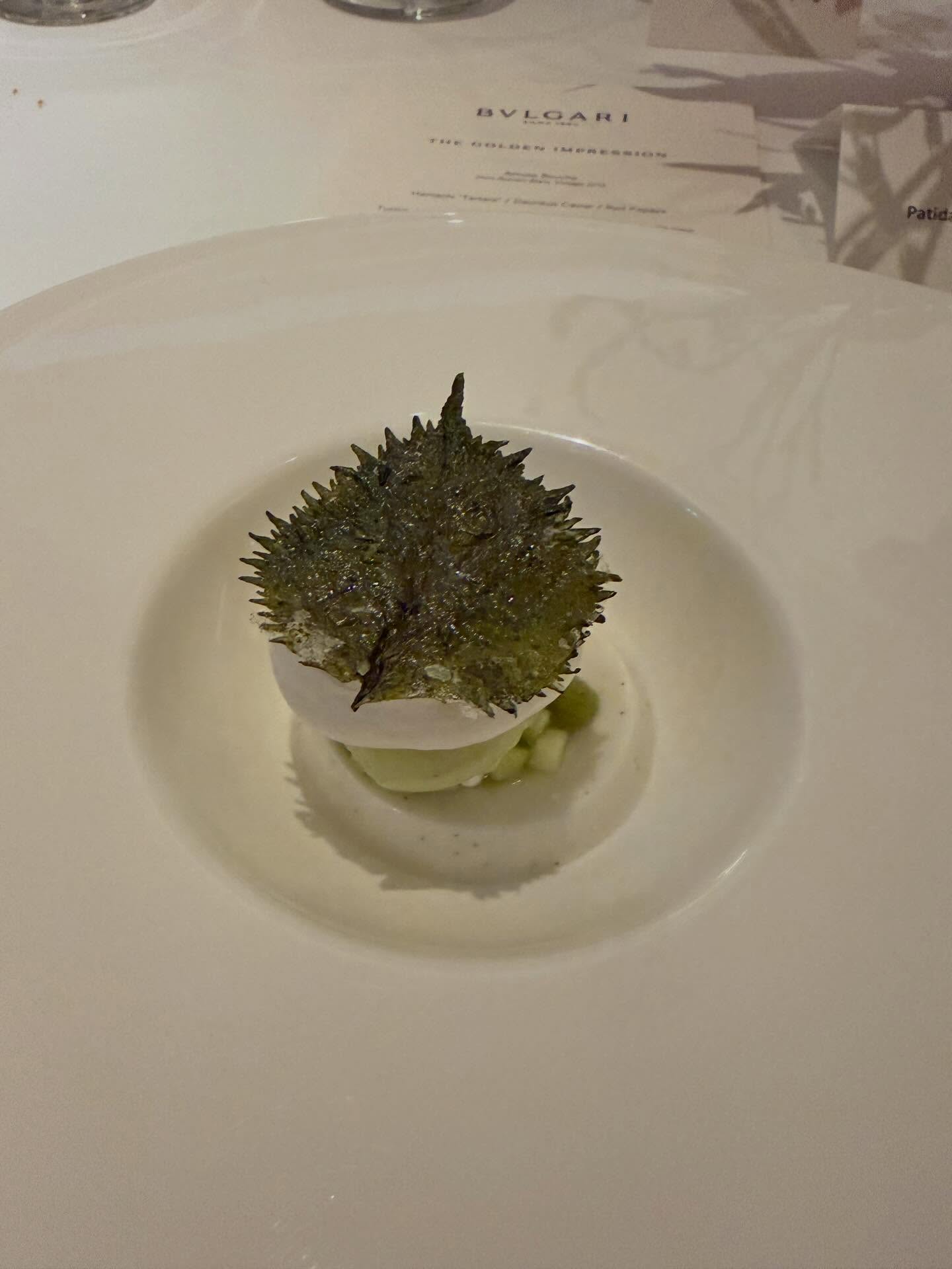 เมย์ เฟื่องอารมย์