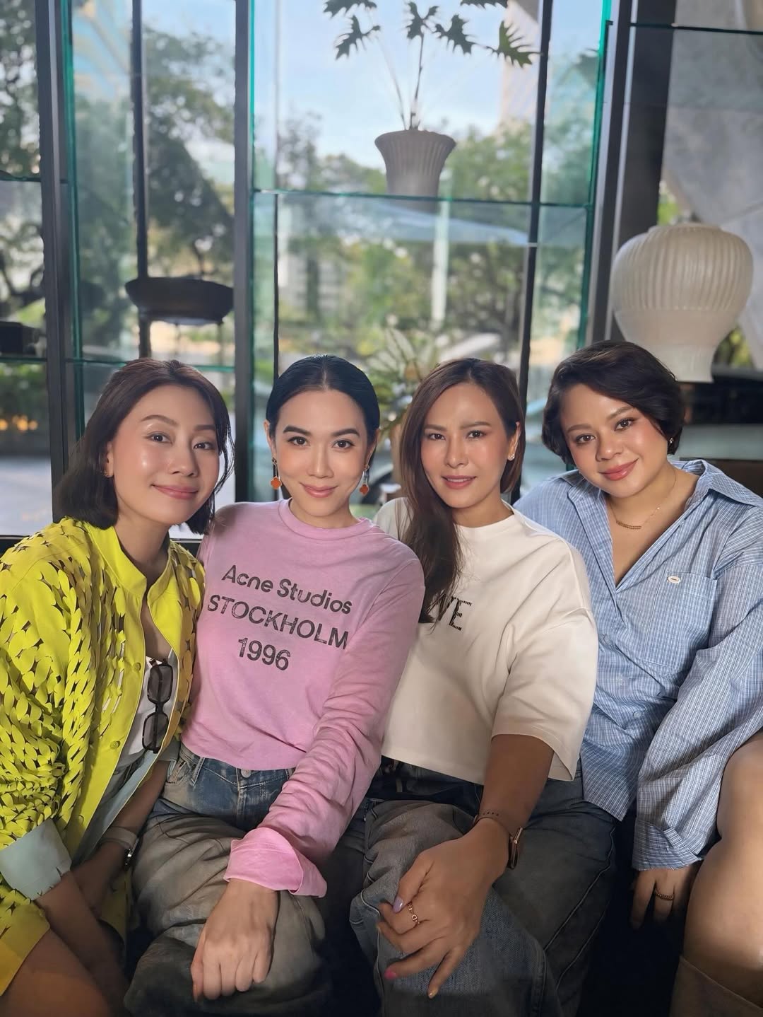 เมย์ เฟื่องอารมย์